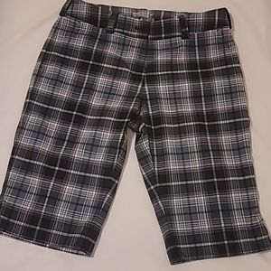 Women's Nike Golf Shorts - Black Plaid size 32 (6)